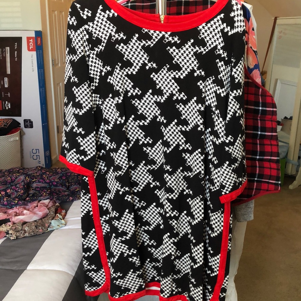 EUC Crown & Ivy Dress